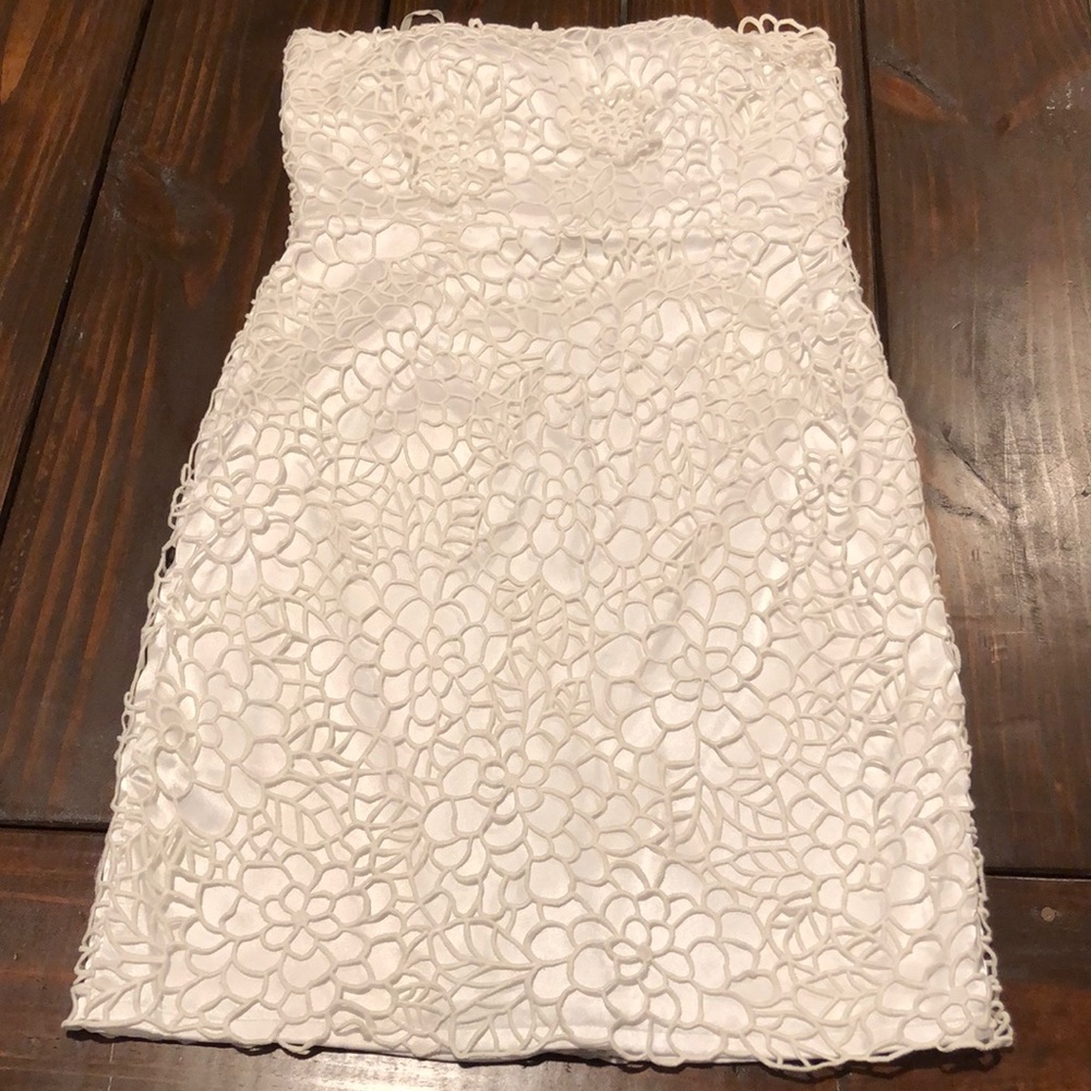 Beautiful never worn Ann Taylor mini dress